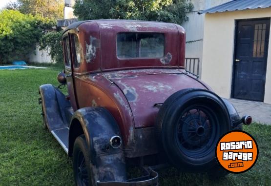 Clásicos - Ford A 5 ventanas - En Venta