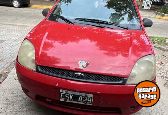 Autos - Ford Fiesta 2005 GNC 200000Km - En Venta