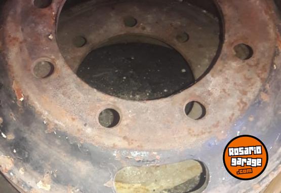 Camiones y Grúas - llantas mercedes - En Venta