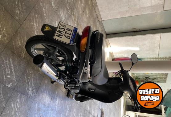 Motos - Guerrero trip 110 full 2023 Nafta 10000Km - En Venta