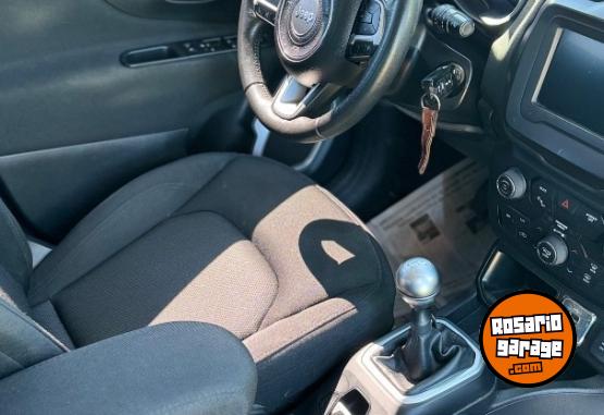 Camionetas - Jeep Renegade sport 1.8 MT 2021 Nafta 67300Km - En Venta