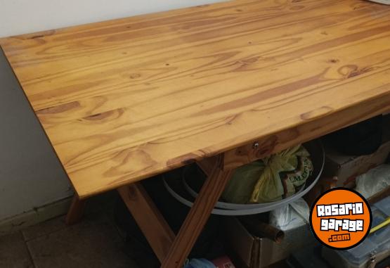Hogar - VENDO MESA DE MADERA PLEGABLE - En Venta