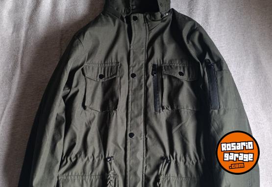 Indumentaria - Vendo campera parca hombre - En Venta