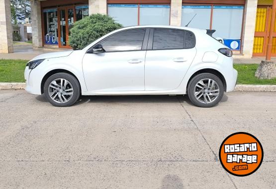 Autos - Peugeot 208 Felline 2023 Nafta 48000Km - En Venta