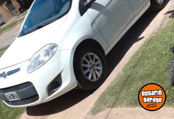 Autos - Fiat Palio atractive 2014 GNC 205000Km - En Venta