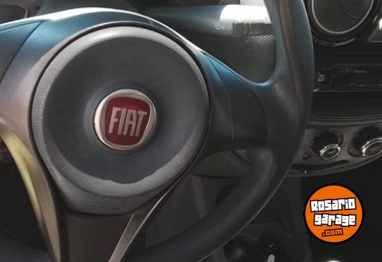 Autos - Fiat Palio atractive 2014 GNC 205000Km - En Venta