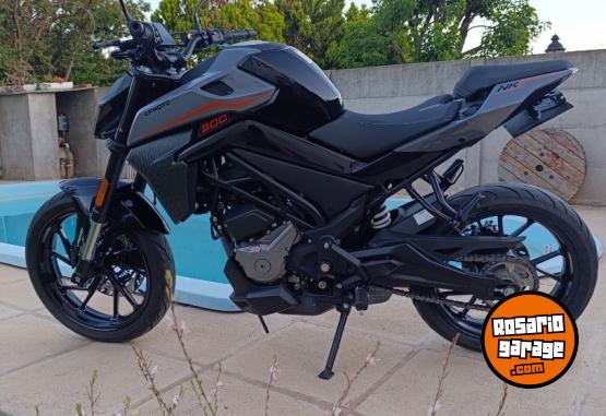 Motos - CF NK 300 2024 Nafta 4000Km - En Venta