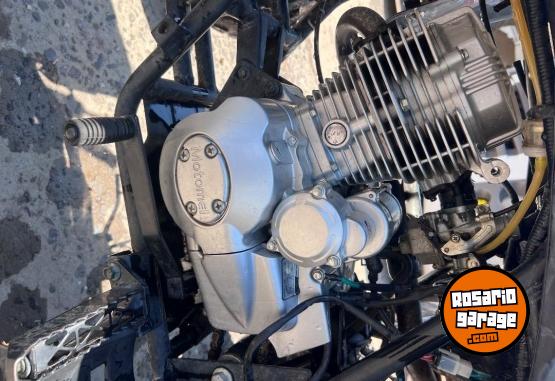 Cuatris y UTVs - Motomel Gorilla 150cc 2015  20Km - En Venta