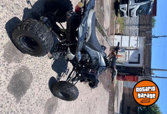 Cuatris y UTVs - Motomel Gorilla 150cc 2015  20Km - En Venta