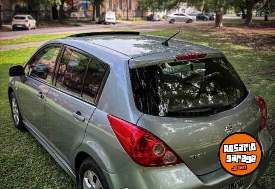 Autos - Nissan Tiida 2011 Nafta 136000Km - En Venta