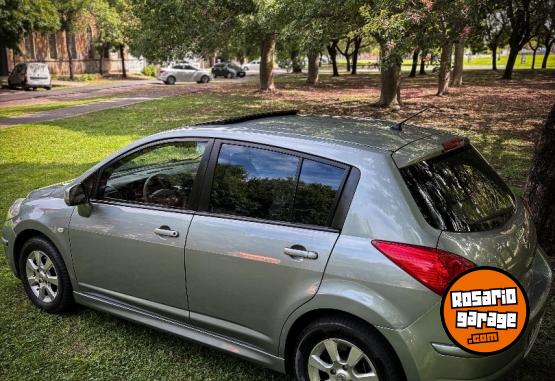 Autos - Nissan Tiida 2011 Nafta 136000Km - En Venta