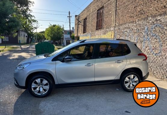 Autos - Peugeot 2008 2017 Nafta 100000Km - En Venta