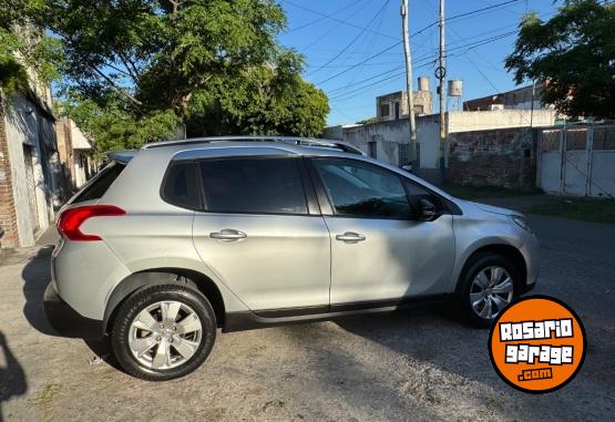 Autos - Peugeot 2008 2017 Nafta 100000Km - En Venta