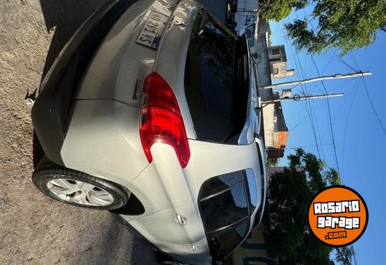 Autos - Peugeot 2008 2017 Nafta 100000Km - En Venta