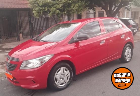 Autos - Chevrolet Onix joy 2017 Nafta 128000Km - En Venta