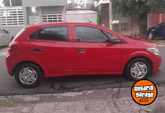 Autos - Chevrolet Onix joy 2017 Nafta 128000Km - En Venta