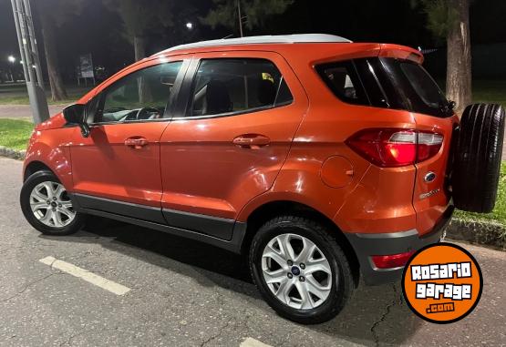 Autos - Ford Eco sport titanium 2014 Nafta 124000Km - En Venta