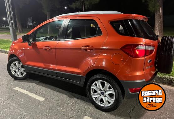 Autos - Ford Eco sport titanium 2014 Nafta 124000Km - En Venta