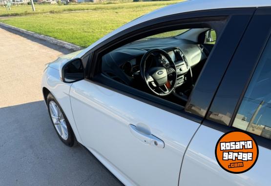 Autos - Ford Focus 2017 Nafta 125000Km - En Venta