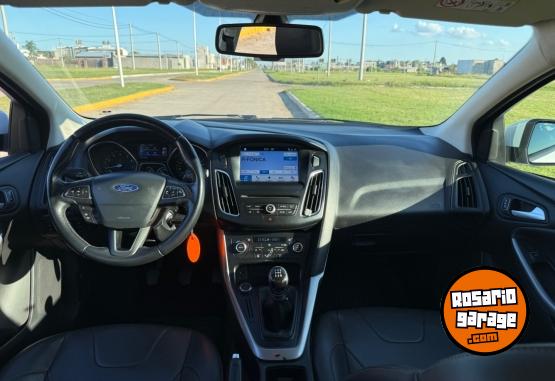 Autos - Ford Focus 2017 Nafta 125000Km - En Venta