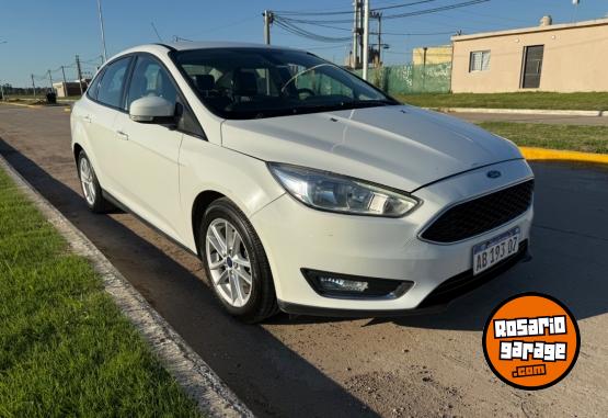 Autos - Ford Focus 2017 Nafta 125000Km - En Venta