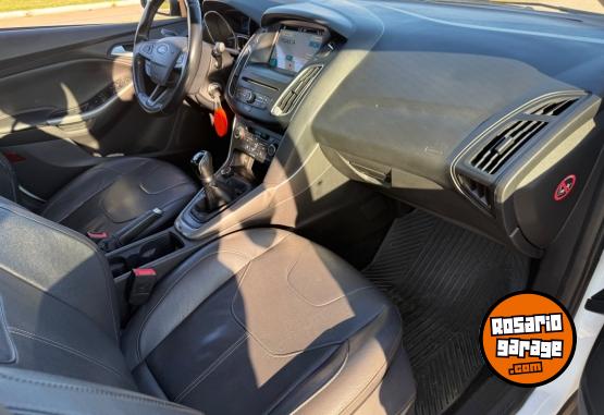 Autos - Ford Focus 2017 Nafta 125000Km - En Venta