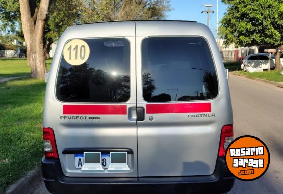 Utilitarios - Peugeot Partner 2018 Diesel 108000Km - En Venta