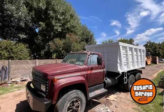 Camiones y Gr�as - Chevrolet 14000 - En Venta