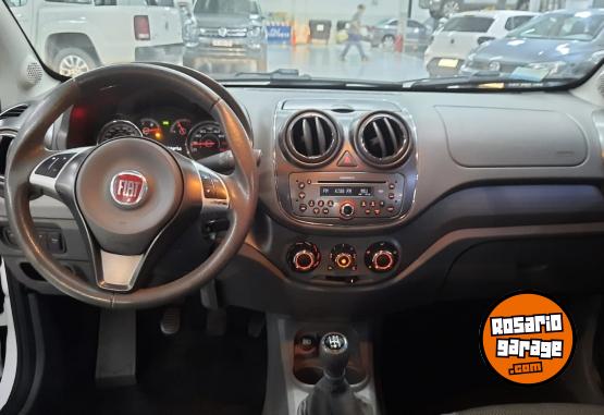 Autos - Fiat PALIO 1.6 ESSENCE 1.6 2014 Nafta 55000Km - En Venta