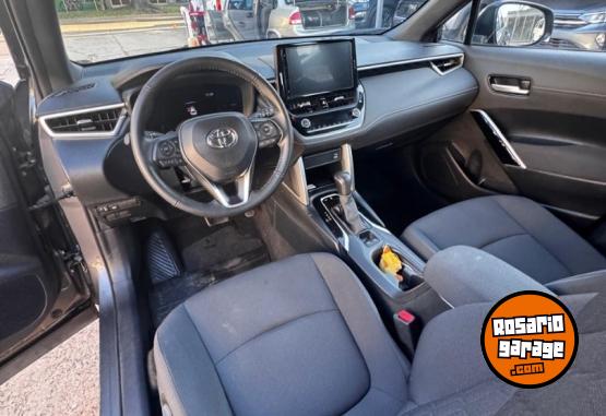 Camionetas - Toyota Corolla Cross XEI 2.0 CVT 2024 Nafta 15000Km - En Venta