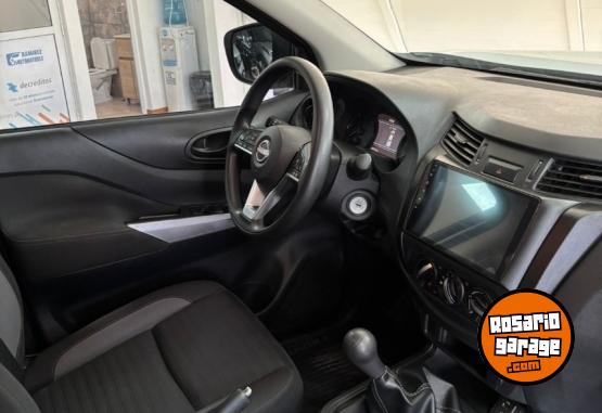 Utilitarios - Nissan FRONTIER S 2023 Diesel 44777Km - En Venta