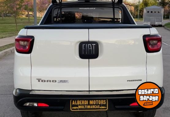 Camionetas - Fiat TORO 2.0 FREEDOM 2017 Diesel 178000Km - En Venta