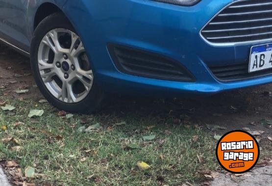 Autos - Ford Fiesta 2017 GNC 140000Km - En Venta