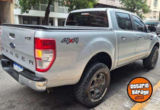 Camionetas - Ford Ranger xlt at 4x4 impecab 2018 Diesel 140000Km - En Venta