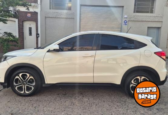 Autos - Honda Hrv lx para exigentes per 2015 Nafta 130000Km - En Venta