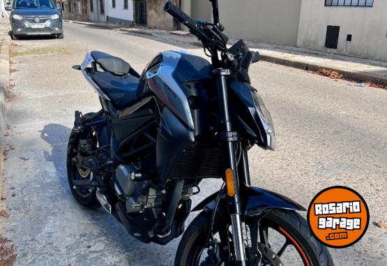 Motos - CF NK300 2023 Nafta 11500Km - En Venta