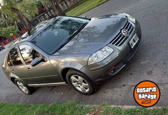 Autos - Volkswagen Bora 2.0 2012 Nafta 231000Km - En Venta