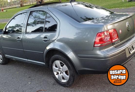 Autos - Volkswagen Bora 2.0 2012 Nafta 231000Km - En Venta