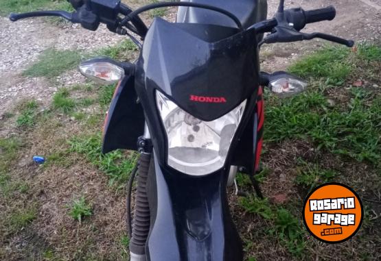 Motos - Honda XR 150 2024 Nafta 9500Km - En Venta