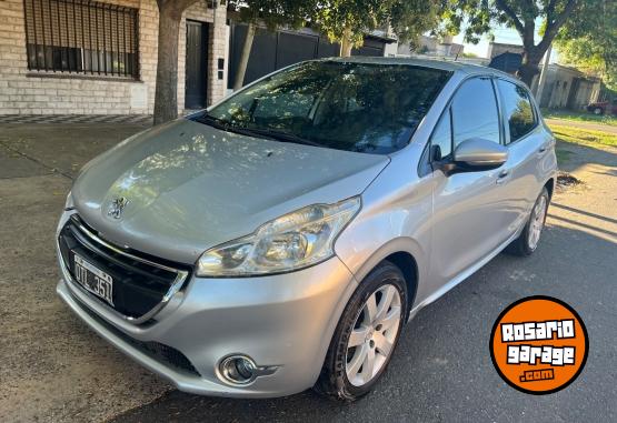 Autos - Peugeot 208 2015 Nafta 158000Km - En Venta