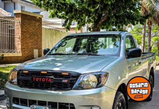 Camionetas - Toyota Hilux DX 2007 Diesel 220000Km - En Venta