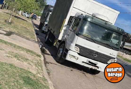 Camiones y Gr�as - Mercedes atego 1418 - En Venta