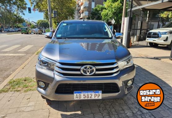 Camionetas - Toyota Hilux SRX 4x4 AT 2017 Diesel - En Venta