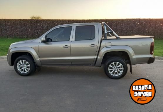 Camionetas - Volkswagen AMAROK V6 COMFORTLINE 2023 Diesel 90000Km - En Venta