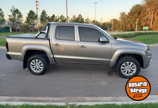 Camionetas - Volkswagen AMAROK V6 COMFORTLINE 2023 Diesel 90000Km - En Venta