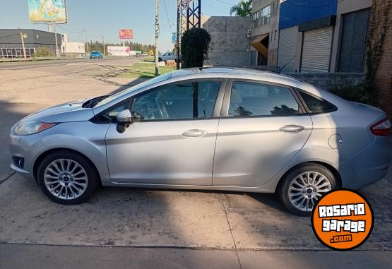 Autos - Ford Kinetic se plus 2013 Nafta 180000Km - En Venta