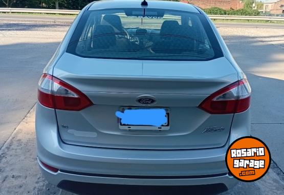 Autos - Ford Kinetic se plus 2013 Nafta 180000Km - En Venta