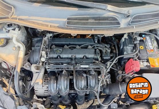 Autos - Ford Kinetic se plus 2013 Nafta 180000Km - En Venta