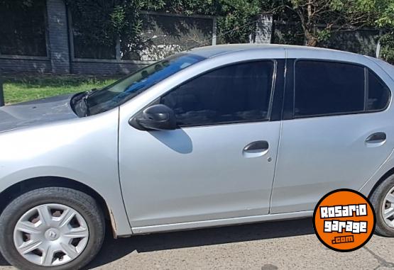 Autos - Renault Logan aunthentique 2014 GNC 165000Km - En Venta