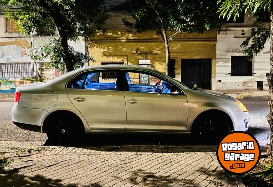 Autos - Volkswagen Vento 2006 GNC 204000Km - En Venta